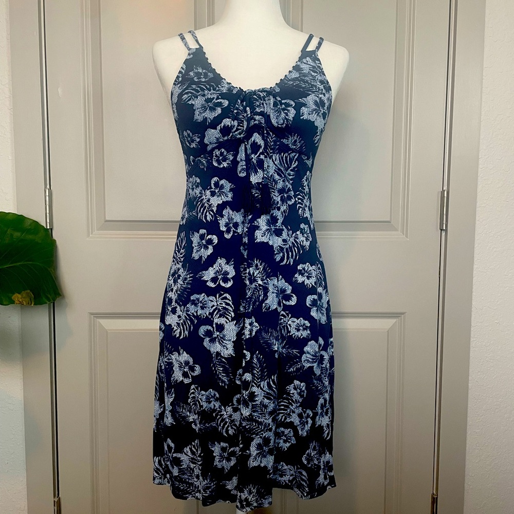 EUC Tommy Bahama sundress. POCKETS! Bathing suit material- Sz small